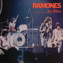 It's Alive (Live) (40Th Anniversary Deluxe Edition) CD3