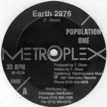 Earth 2976 (EP)